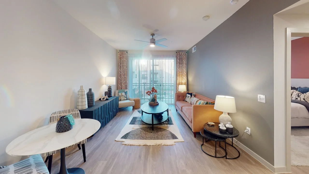 Lantana — interactive tour preview