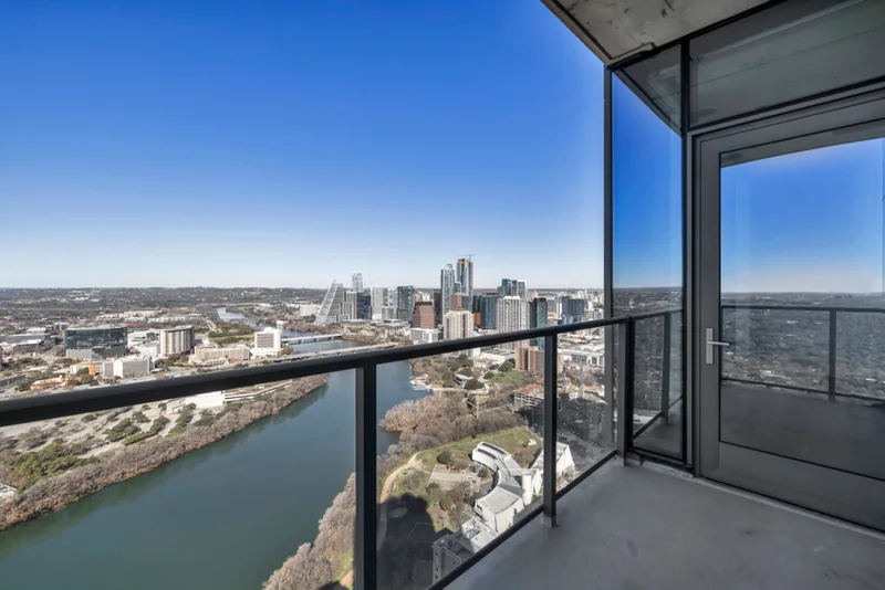 44 East Ave. Austin, Texas — photograph 12